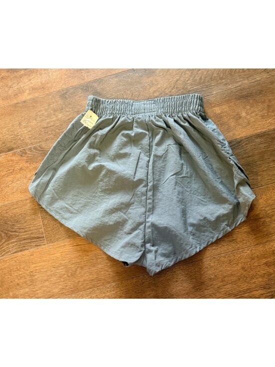 Pants - VINTAGE American High international USA Gray Dolphin Shorts M w/tags